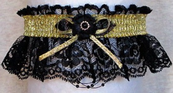 Prom Garters Feature, gold metallic prom garter, black lace prom garters, 2011prom garters, online prom garters, prom garter tradition, garder, garders